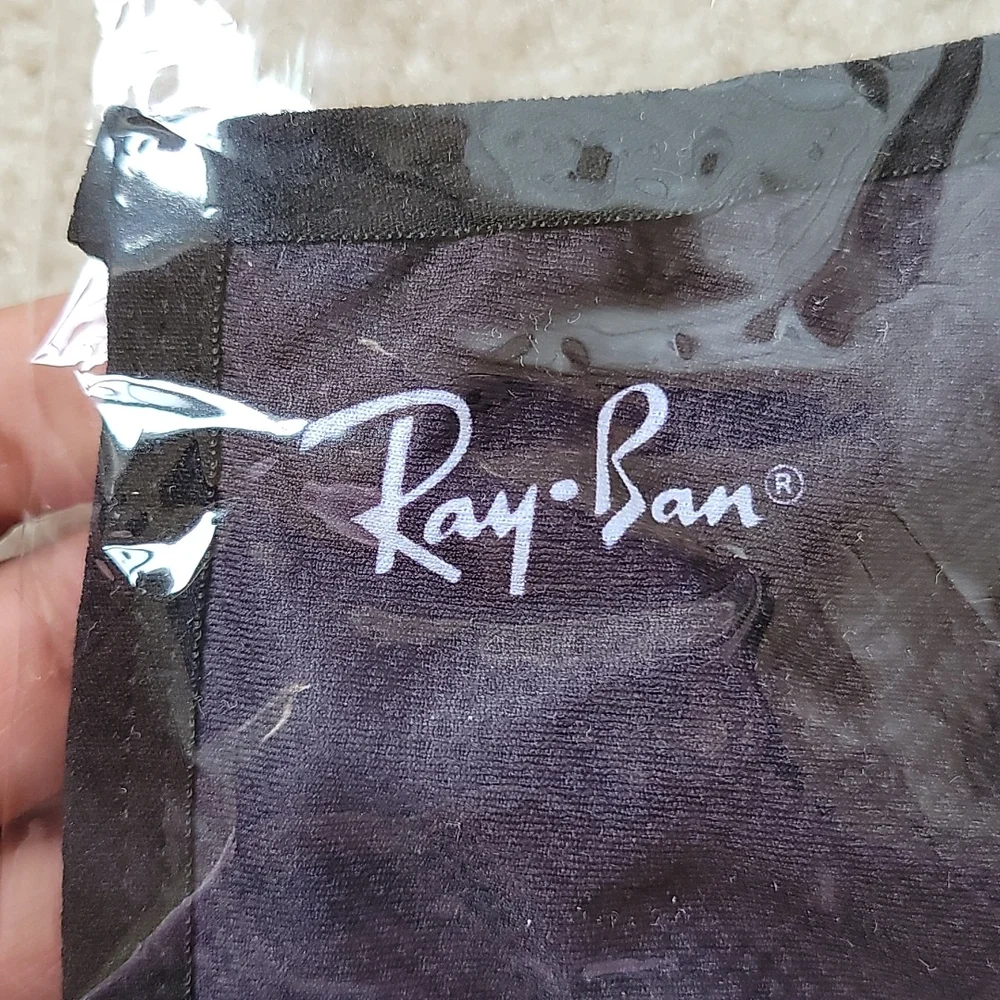 Ray-Ban 💯% authentic